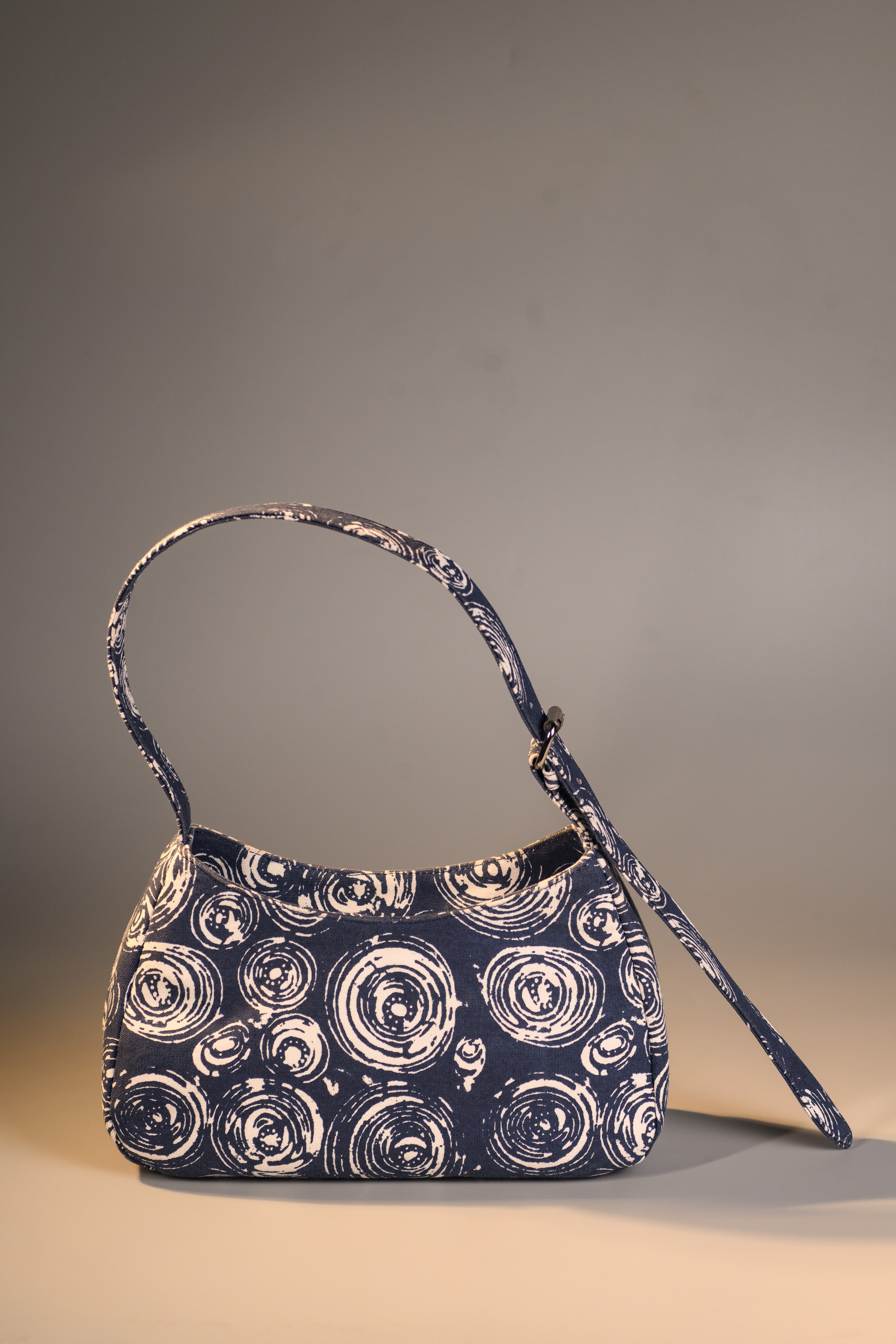 INDIGO SHOULDER BAG