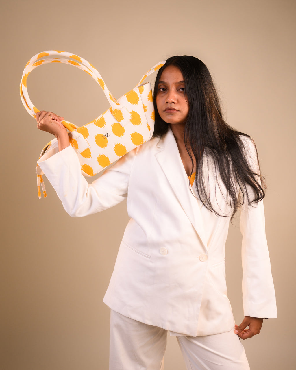THE BAGUETTE-YELLOW PATTERN
